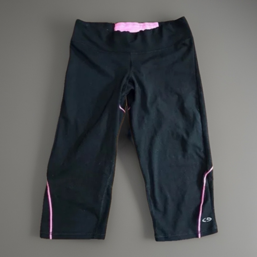 Champion Black Pink XS / S Crop Knee LOW RISE Work Out Gym or Yoga Leggi…